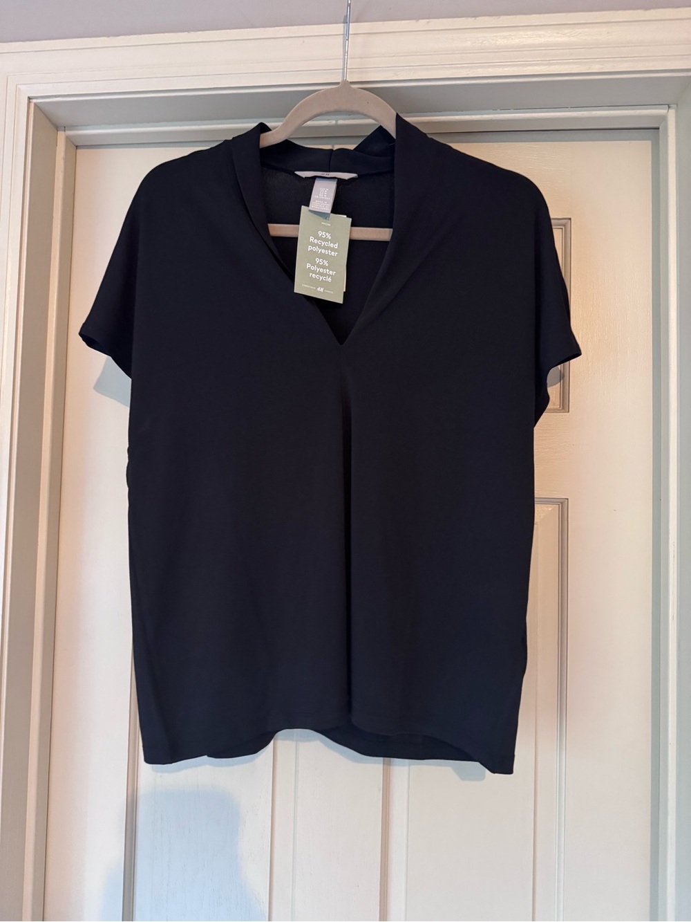 H&M Black V-Neck Short Sleeve Blouse